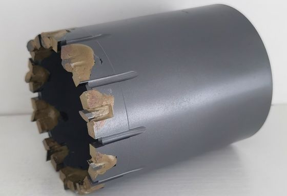 Forage à l'aide d'un système de refroidissement efficace de 15 mm 50 mm