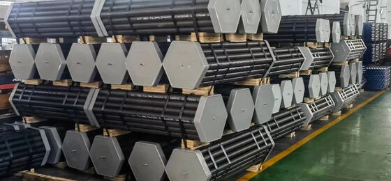 Tige de forage en acier au carbone certifiée ISO API 5DP pour tubage avec fonction autonettoyante pour le forage pétrolier et gazier